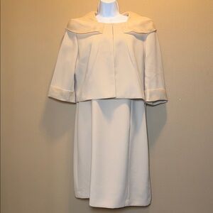 Tahari Arthur S. Levine Luxe Beige Dress Suit Set Women's Size 18 Professional